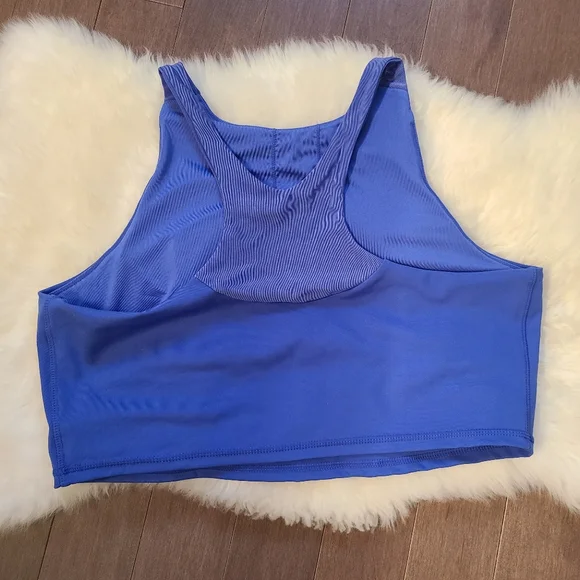 (DONATED) Joe Fresh Crop Top - Picture 2 of 2